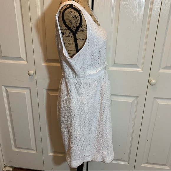 Tahari Dress Sleeveless Dress - Picture 3 of 6